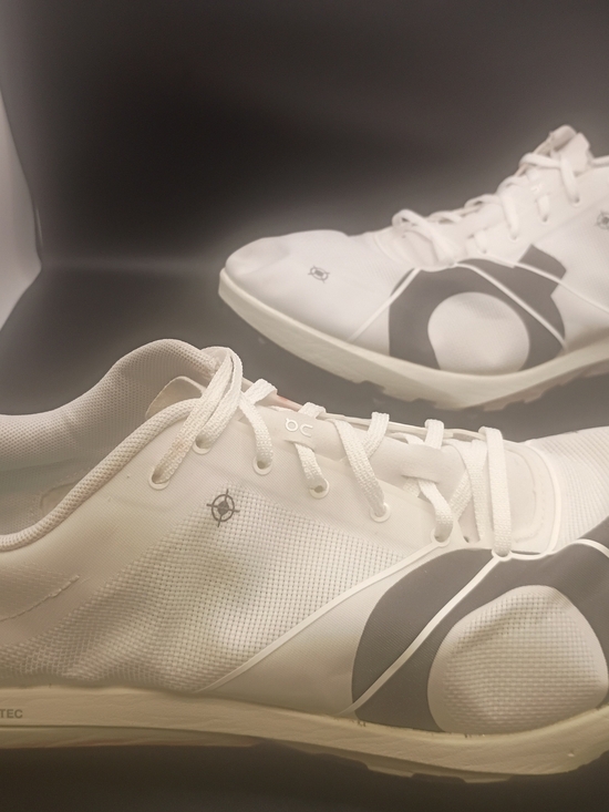 On Running Other - On Cloudspike 10000m Men’s Low Top Lace-Up Sneakers White Size 11.5 JP29.5
